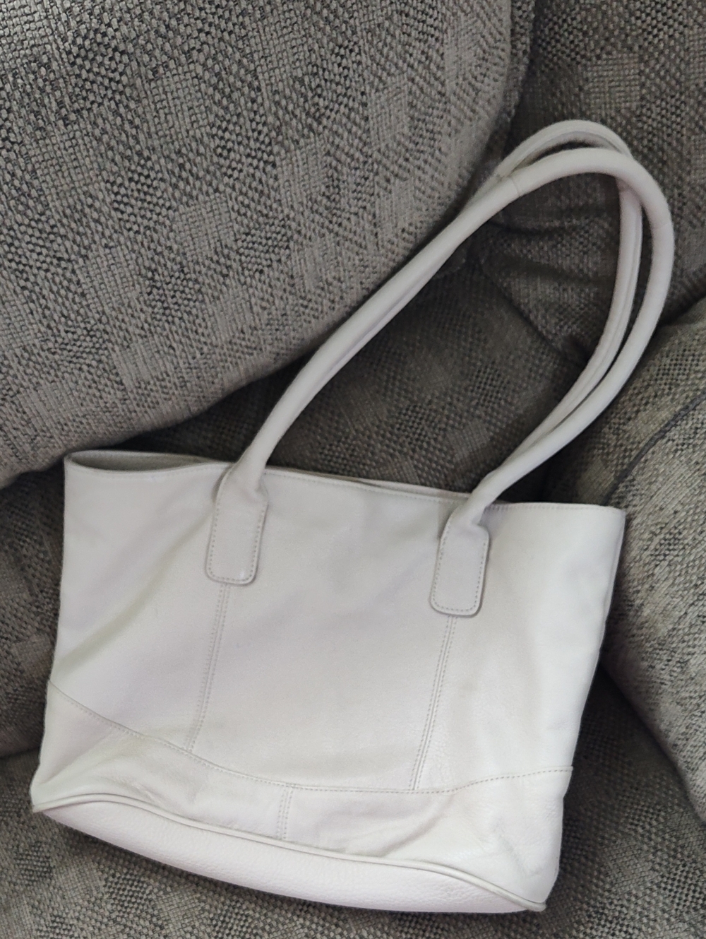 Classic Beige Leather Purse